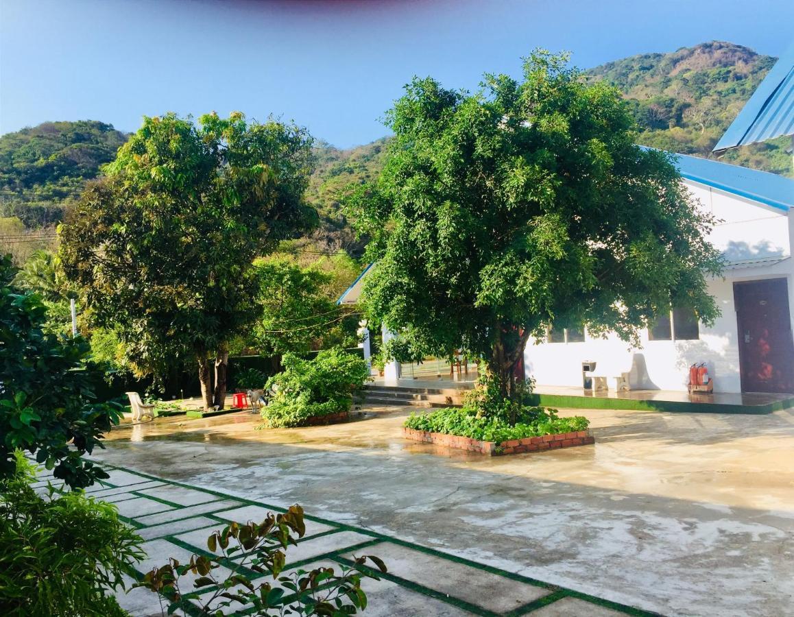Bungalow Hotel Chi Khu Co Ong Экстерьер фото