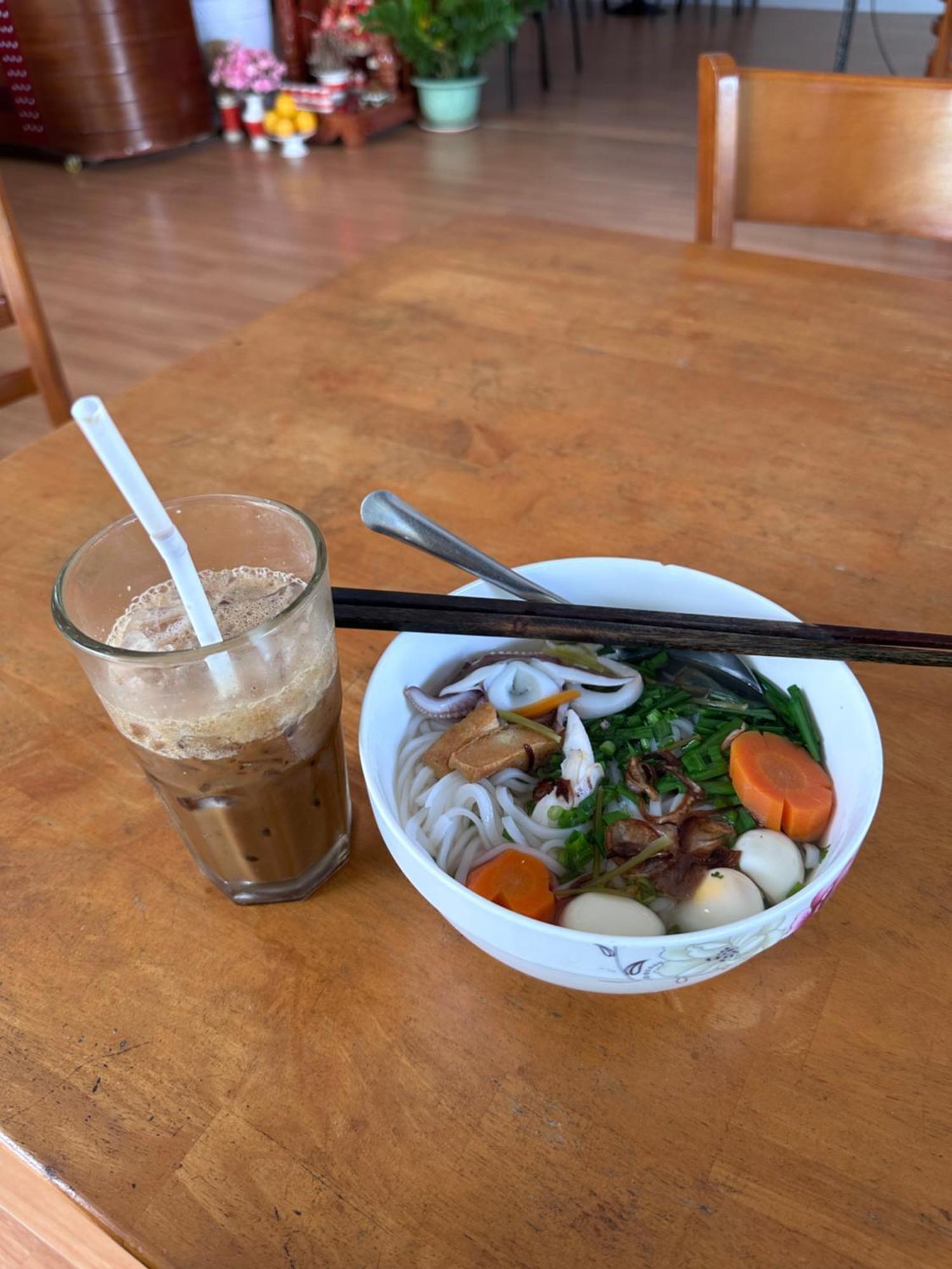 Bungalow Hotel Chi Khu Co Ong Экстерьер фото