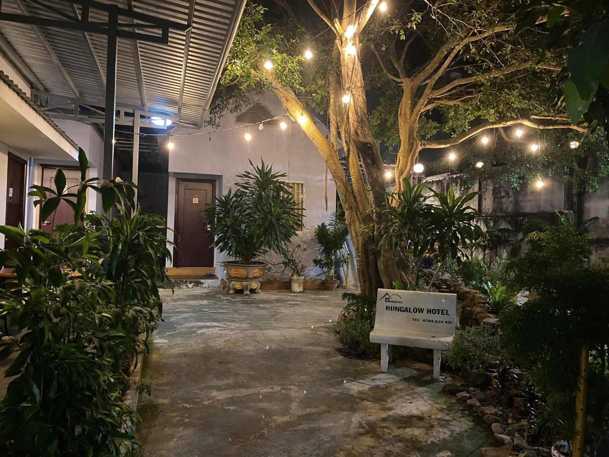 Bungalow Hotel Chi Khu Co Ong Экстерьер фото
