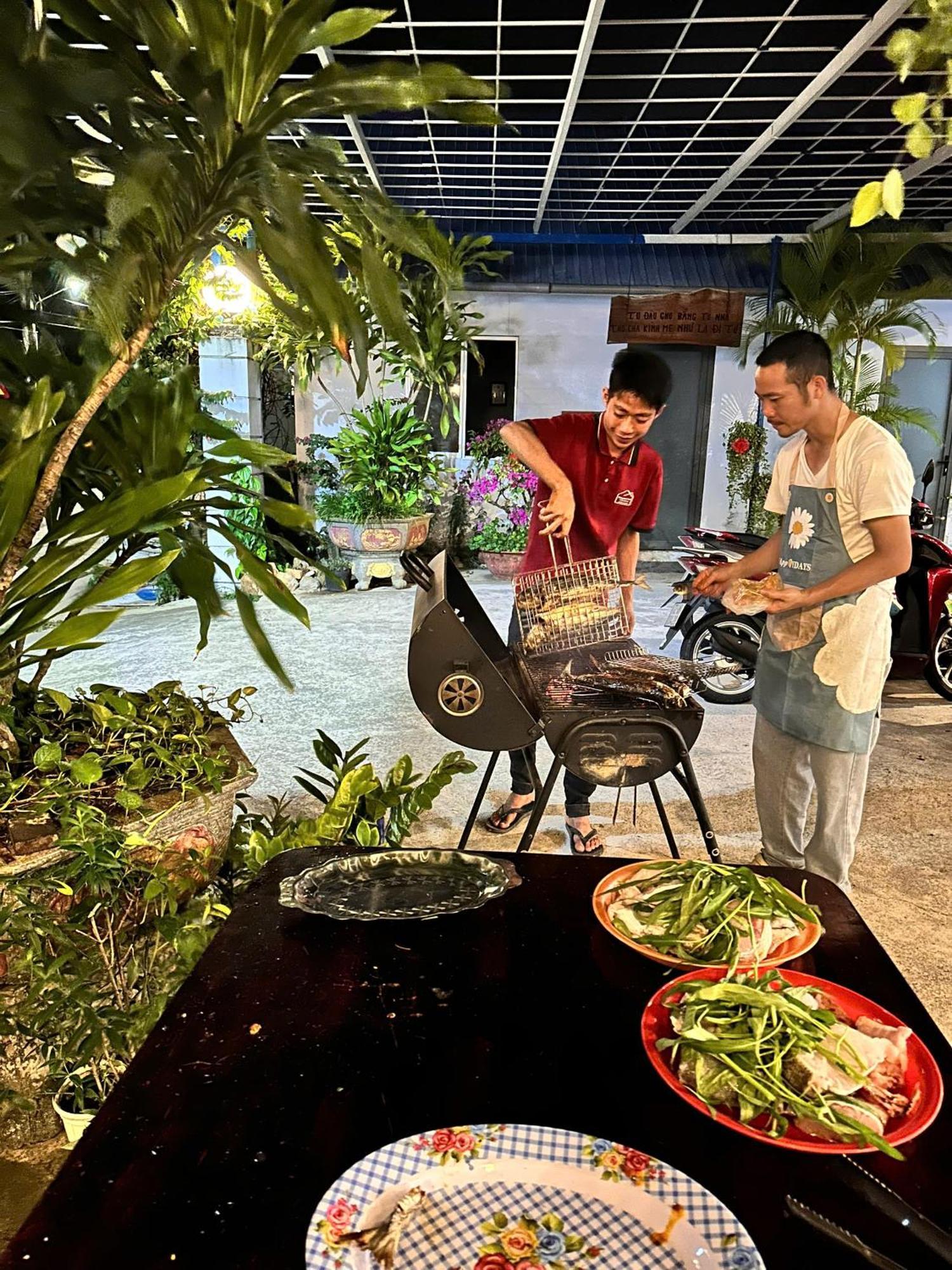 Bungalow Hotel Chi Khu Co Ong Экстерьер фото